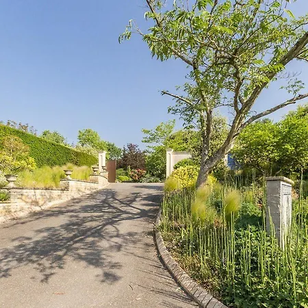 Authentique Avec Piscine Chauffee Et Jardin Paysager Pres De Nantes - Fr-1-306-962 *