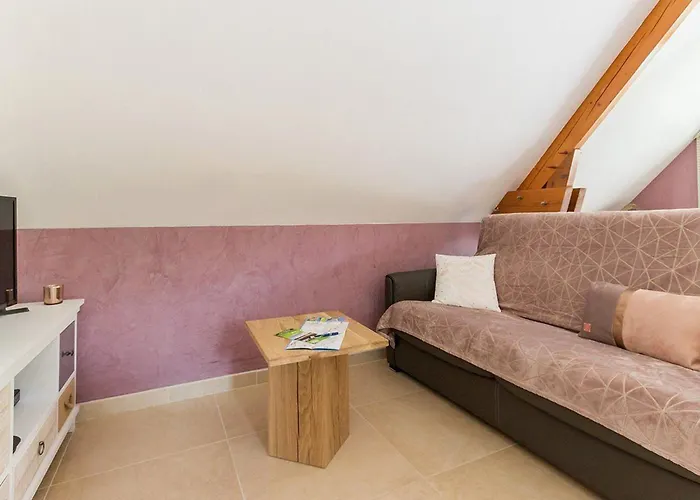 Authentique Avec Piscine Chauffee Et Jardin Paysager Pres De Nantes - Fr-1-306-962 Holiday home Saint-Etienne-de-Montluc