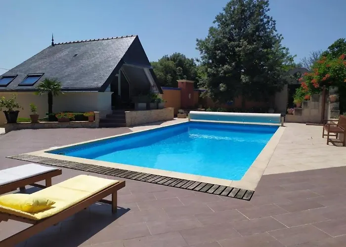 Holiday home Authentique Avec Piscine Chauffee Et Jardin Paysager Pres De Nantes - Fr-1-306-962 *